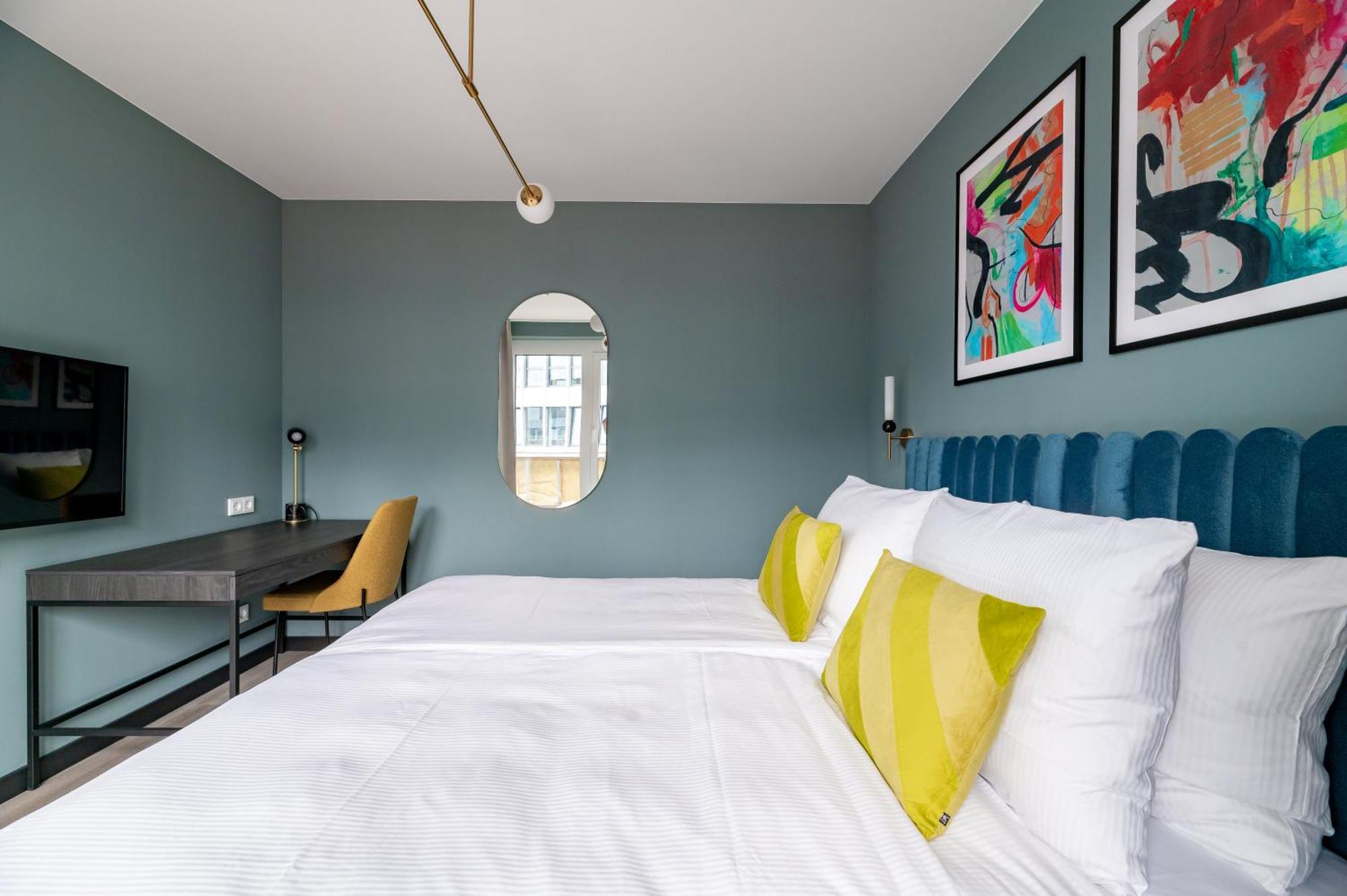 Numa Saga Aparthotel 4*